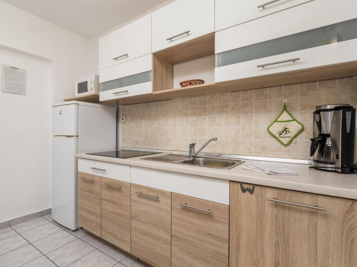 Apartment Marina - Snj102 By Interhome Сень Екстер'єр фото